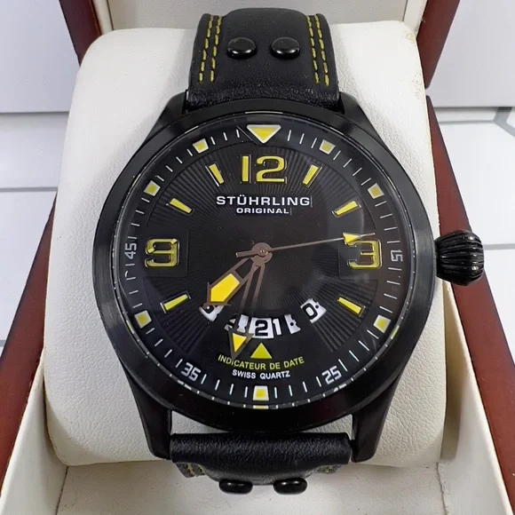 Stuhrling Watch with new battery - Picture 1 of 6